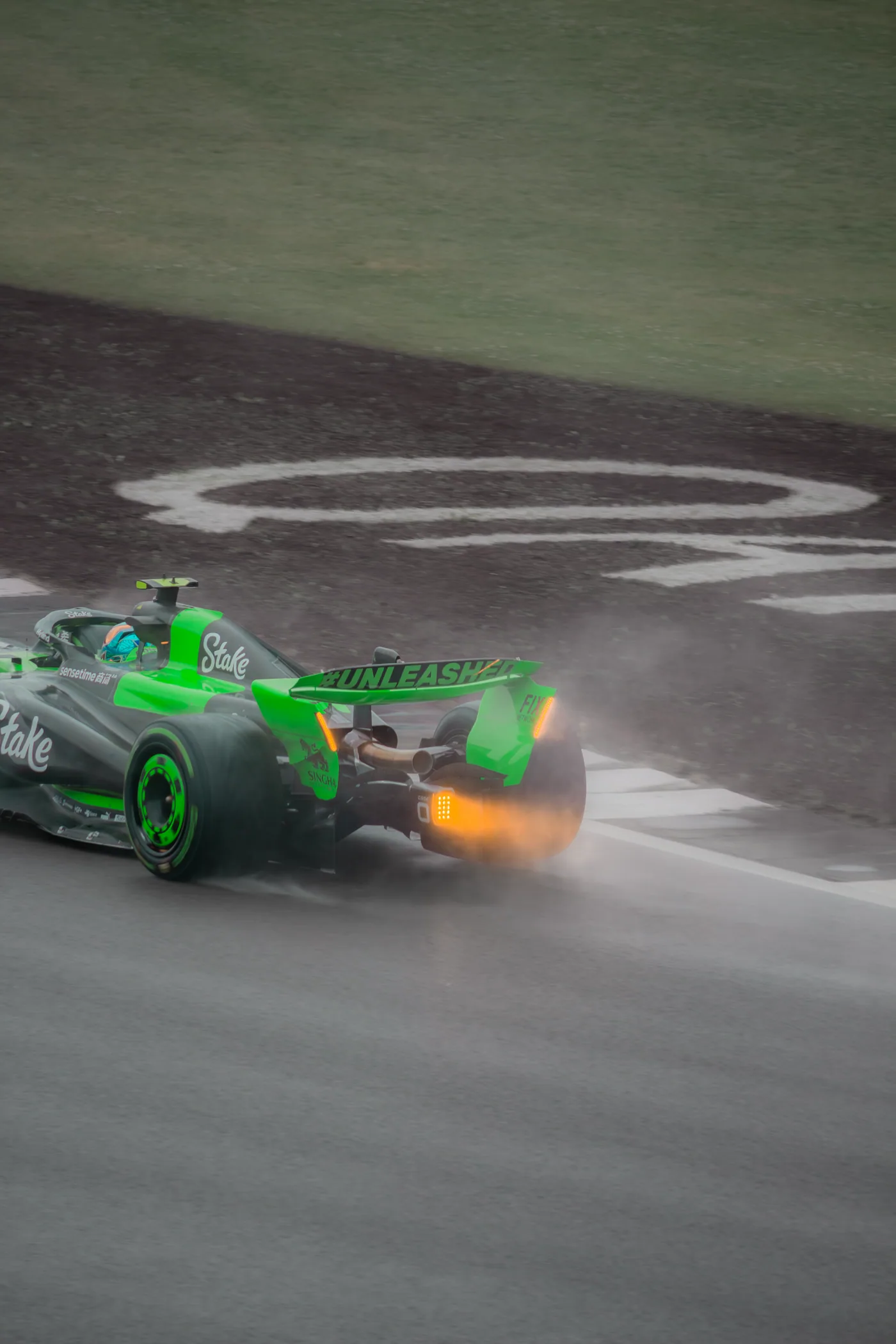 F1 Race Action 23